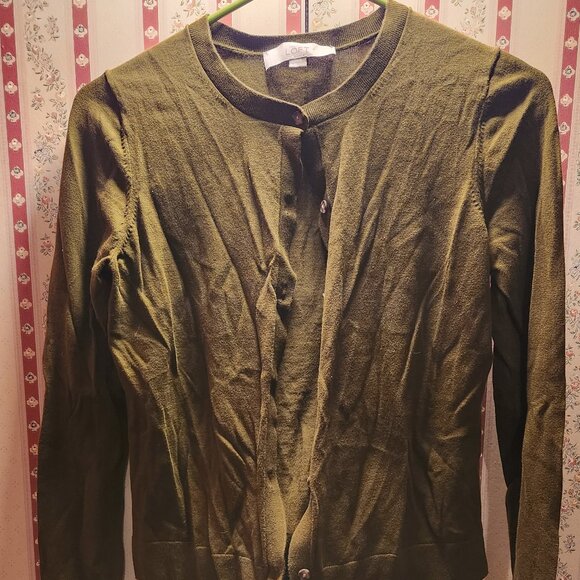 Army Green or Moss Green Cardigan Size Small - Picture 1 of 3